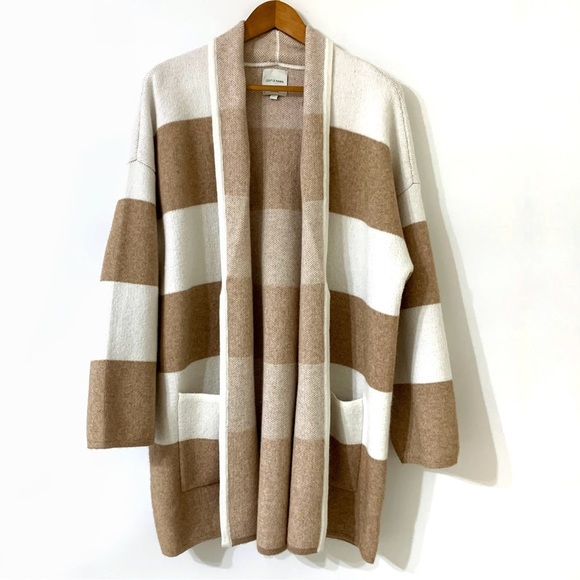 Gentle Fawn Tan and White Striped Cardigan oversized - Picture 3 of 10